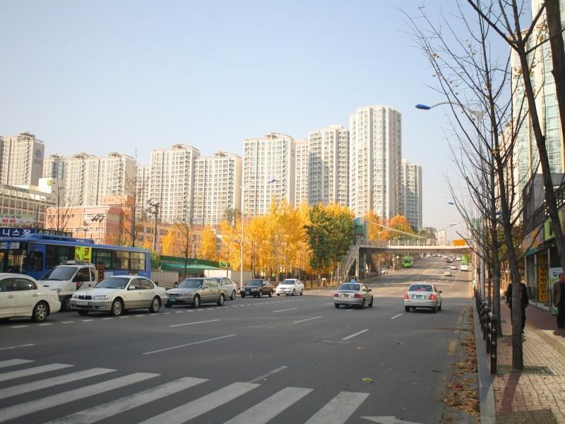 한티역 방향도로