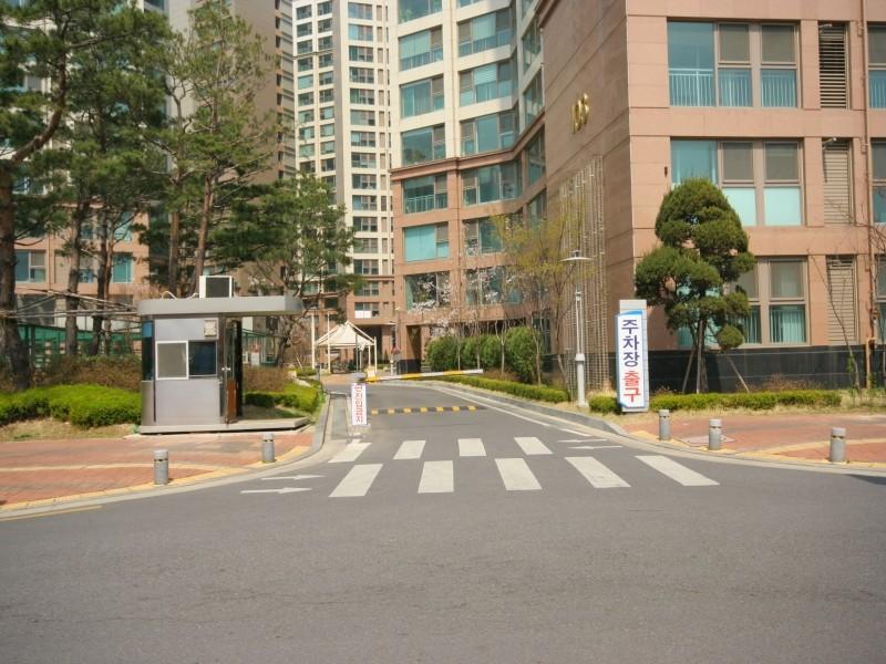 단지출구