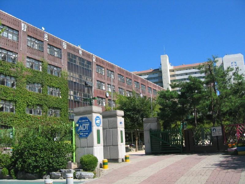상탑초2