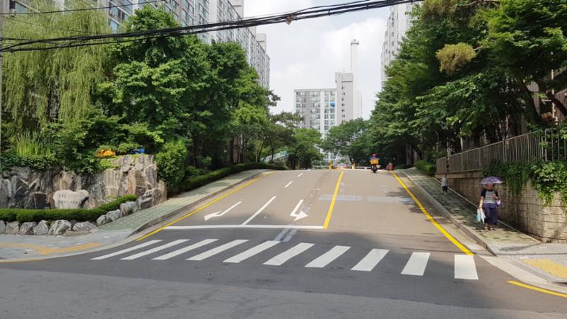 벽산아파트 단지정문이에요