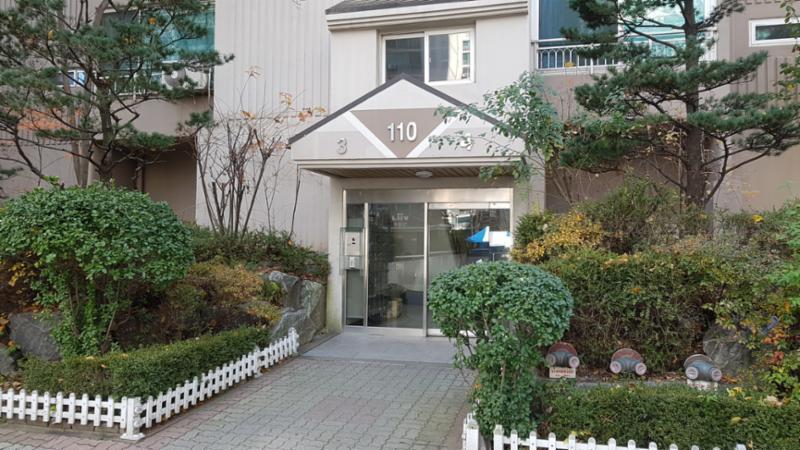 행당한진타운 110동 공용현관이에요