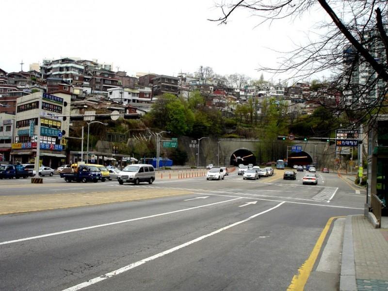 15 금호역 및 금호터널