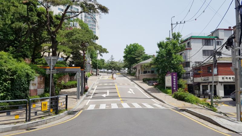 대림강변타운 단지 정문이에요