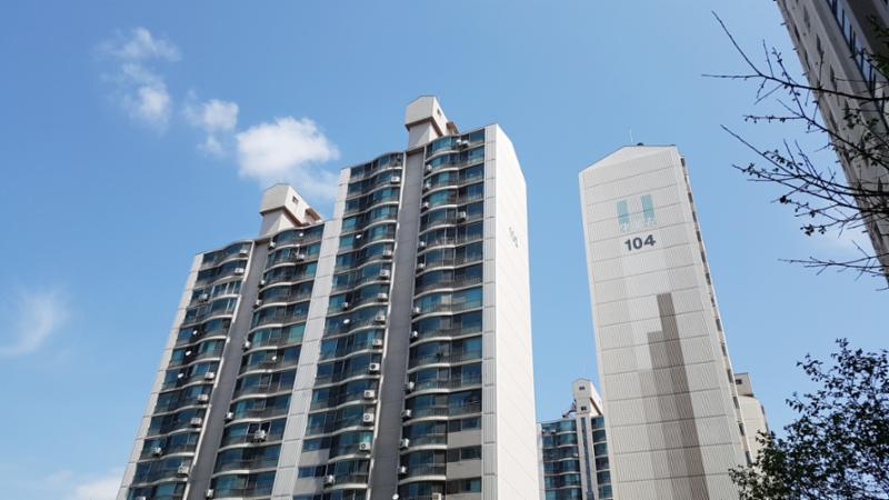 돈암삼성단지 전경이에요