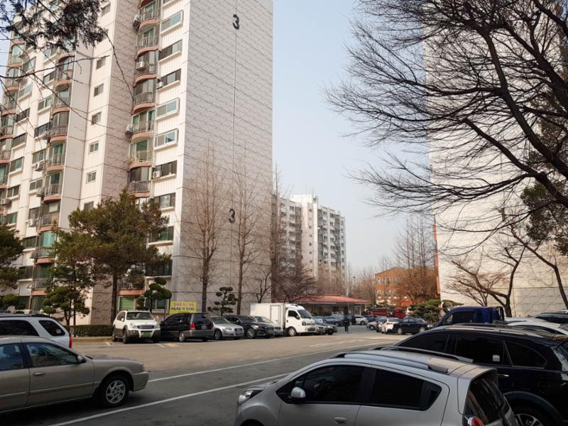 고급스러운 디자인과 차별화된 분위기로 단지의 품격을 한층 더 높이는 삼환가락아파트 전경 모습이에요