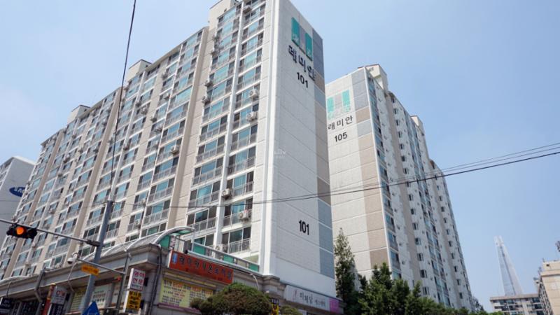 송파삼성래미안의 단지 전경이에요