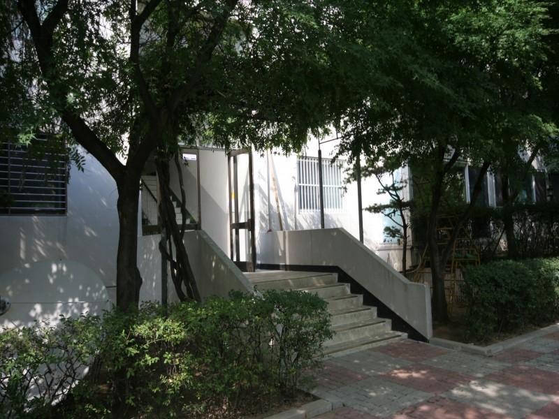동입구