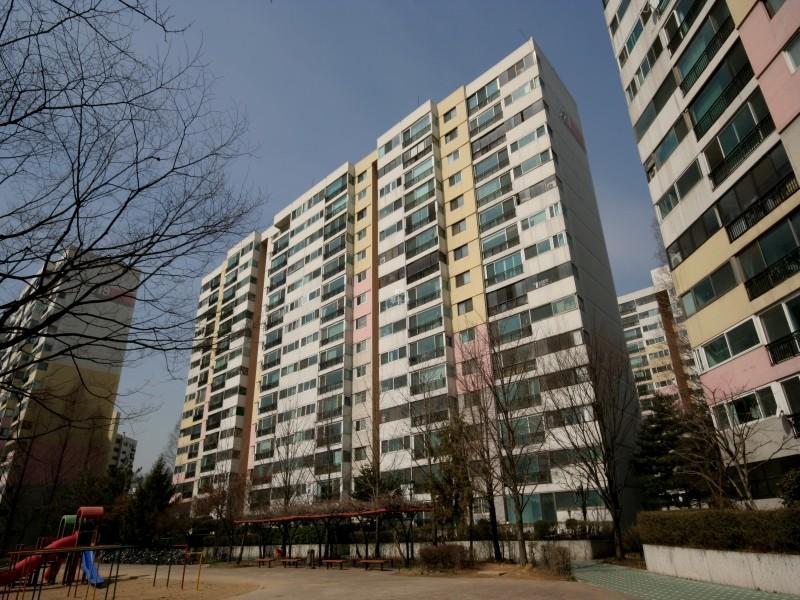221동