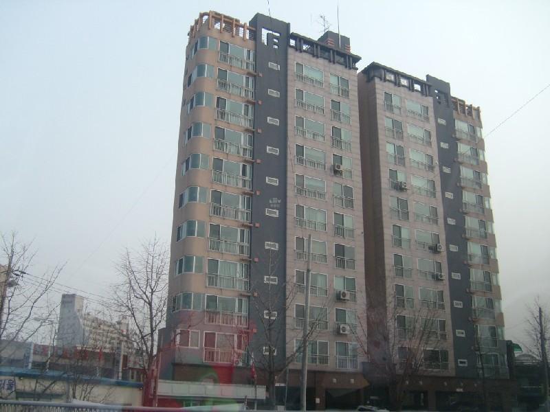S7304094