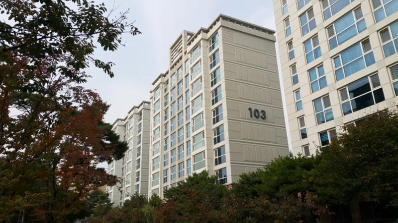 청라자이 만의 색채와 외부 디자인이 돋보이는 단지 외형 입니다