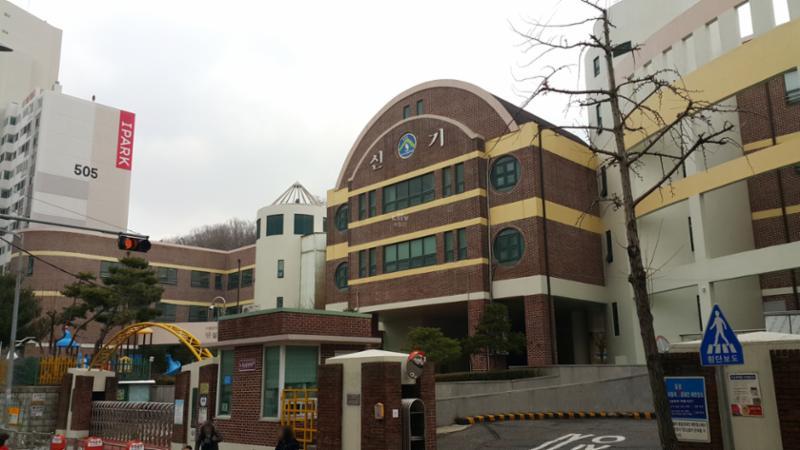 단지 주변 초등학교 입니다