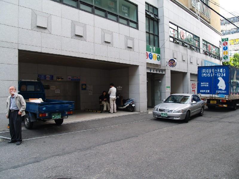 P9303110