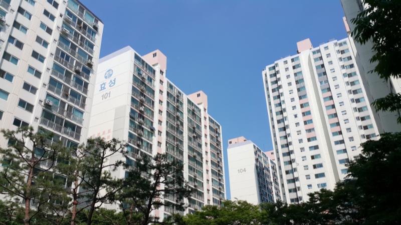 총 480세대, 6개 동으로 구성된 단지에요