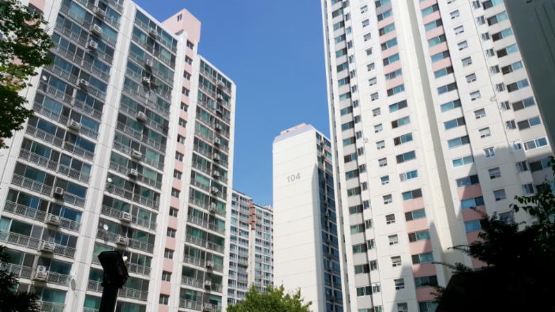 단지 주변으로 초, 중, 고 학군이 인접해 있어 도보로 통학이 가능한 단지에요