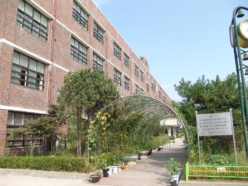 송화초등학교