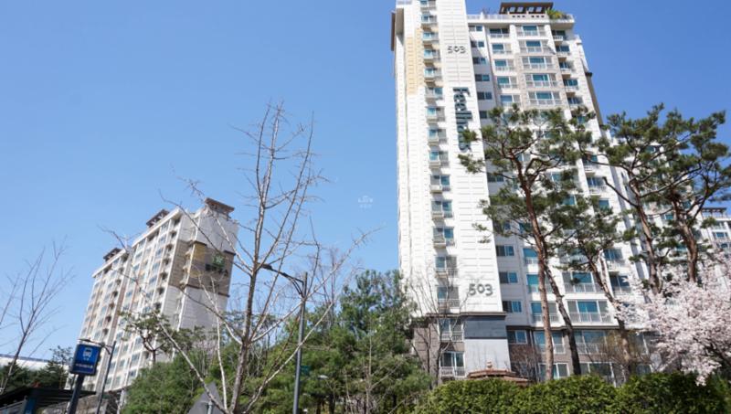 산운5단지필하우스 단지전경 모습이에요