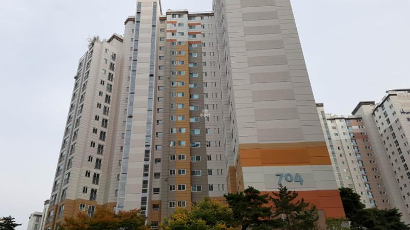 단지 주변으로 생활 편의시설 및 교육시설이 인접해 있어 편리한 주거 인프라 제공하는 단지에요