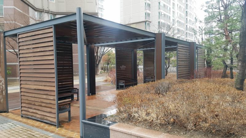 단지 내부에 위치한 쉼터모습이에요