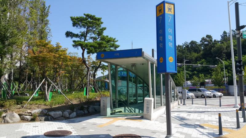 지하철 분당선 이매역입니다