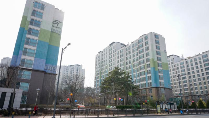 판교원11단지휴먼시아힐스테이트 아파트 전경이에요