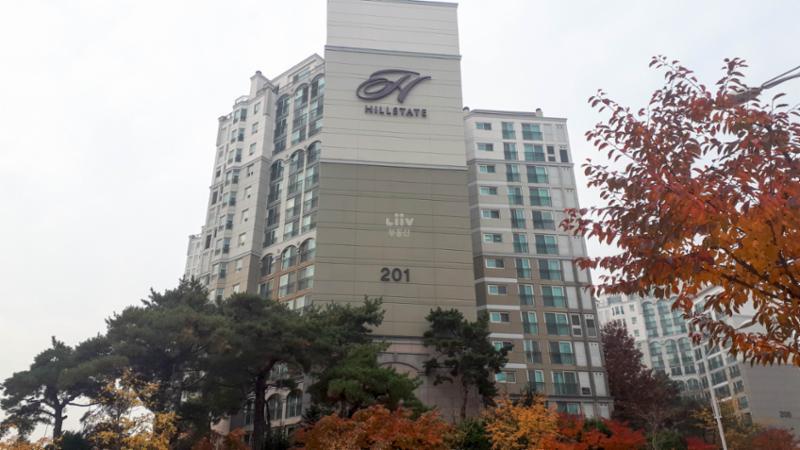 심곡마을광교힐스테이트의 깔끔하고 세련된 전경 사진이에요