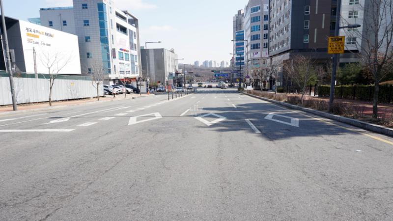 단지 부근에 위치한 광교마을로 입니다