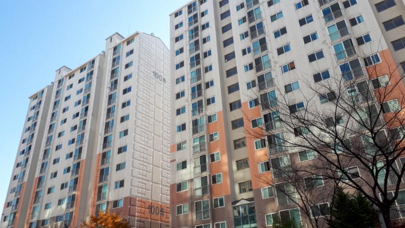 진안골마을주공10단지의 단지 전경이에요