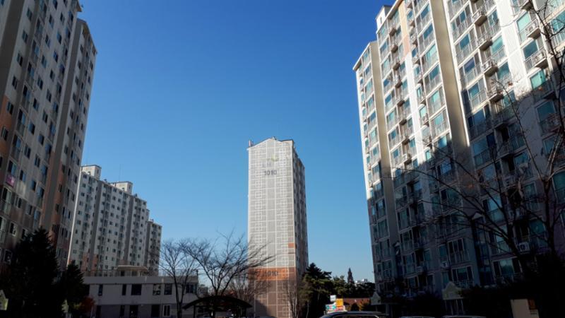 진안골마을주공10단지의 단지 전경이에요