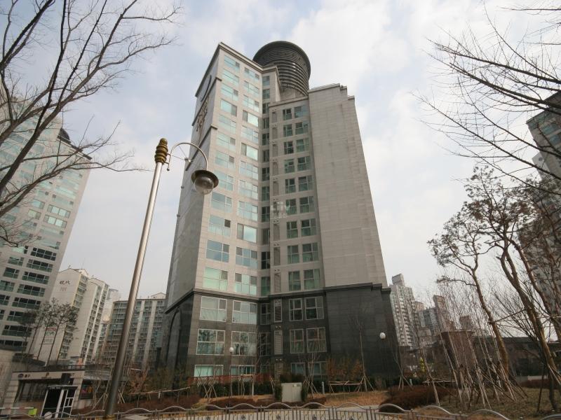 C동