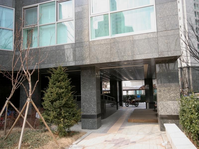 동입구