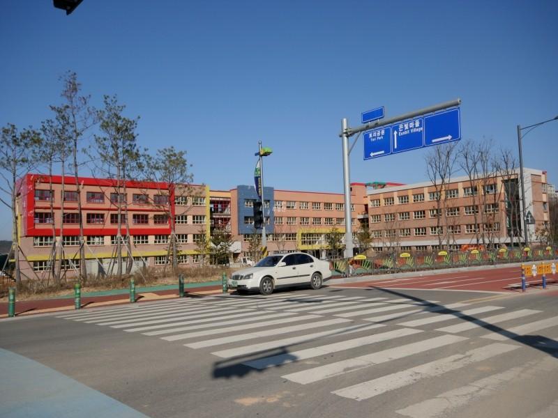 초등학교(공사중)