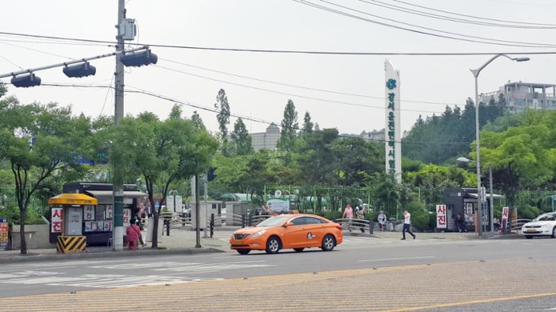 단지 인근에 강서면허시험장이 있습니다