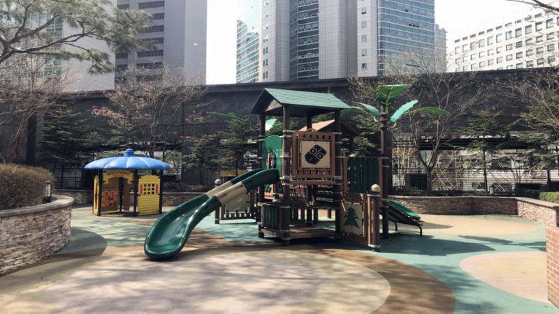 펜트라우스 내 놀이터에요