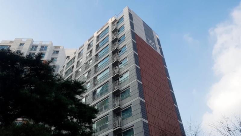 내부에서 바라본 101동 전경입니다