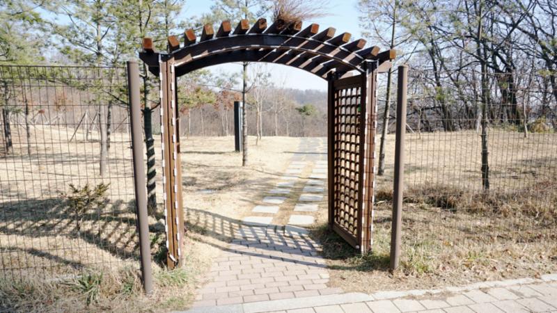 단지 내 공원이에요