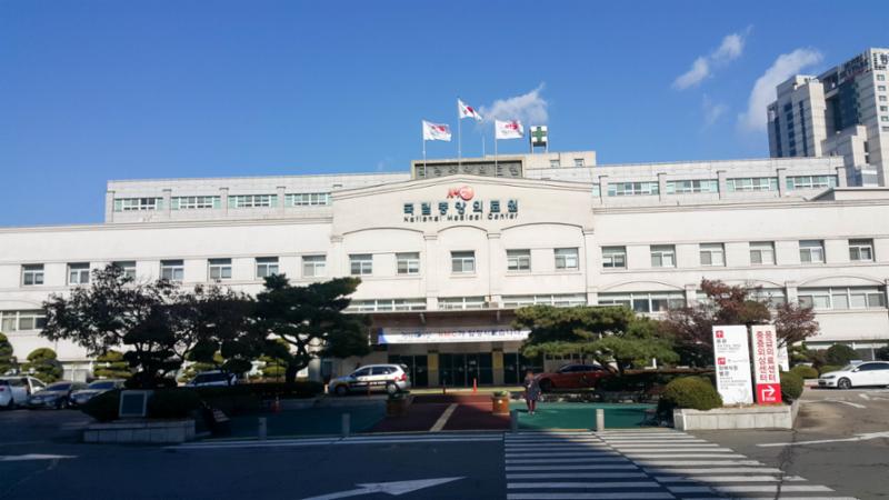 단지 근방에 있는 의료시설로써 도보거리에 위치하고 있으며 응급상황 발생시에도 신속하게 조치를 받을수 있어서 편리하게 이용이 가능할 것 같습니다