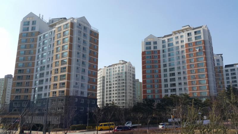 생활 편의시설 및 다양한 학군이 인접해 있어 주거환경이 우수해요