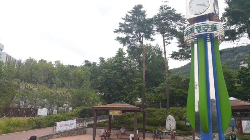 2005년 4월 13일 개장한 사가정공원입니다