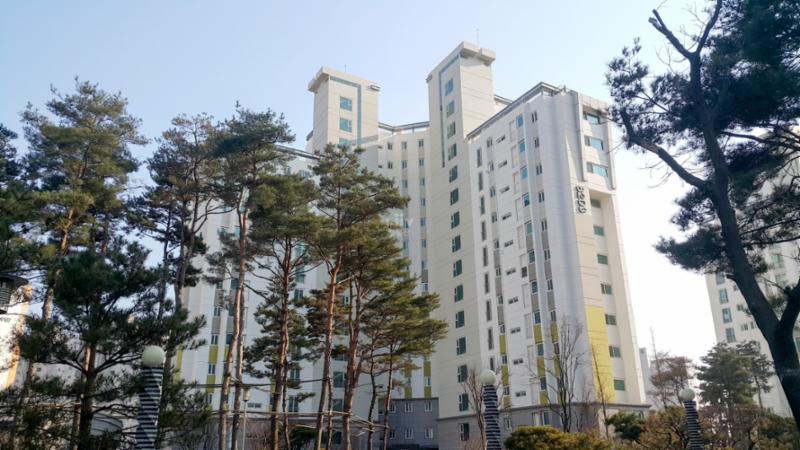 2011년 7월에 준공완료된 광교한양수자인 전경이에요