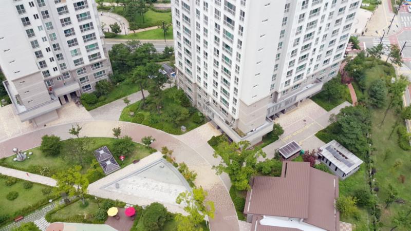 동간 거리가 넓어 쾌적한 단지 내 전경이에요