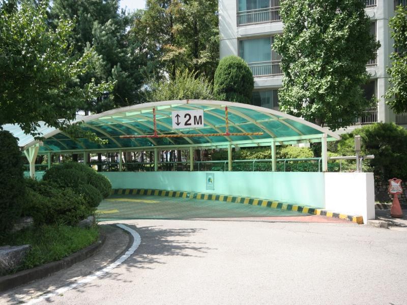 지하주차장입구