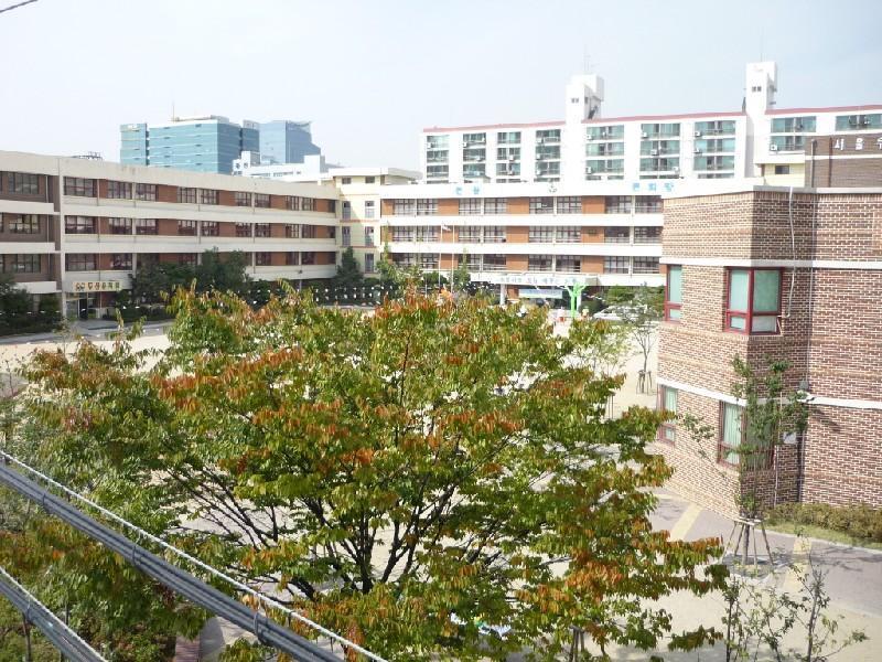 두산초등학교