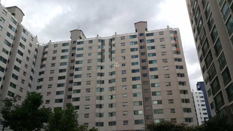 무원3단지동신아파트 단지전경 모습이에요