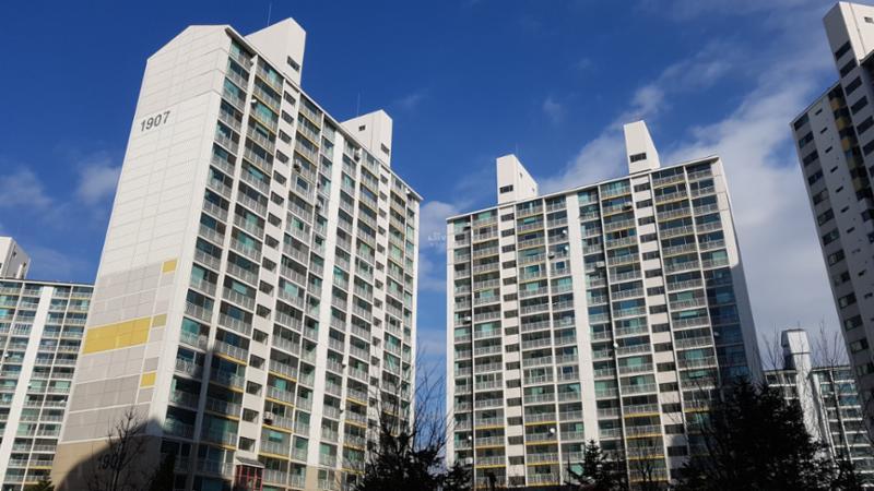 독특하고 개성있는 햇빛19단지공무원아파트 단지전경이에요