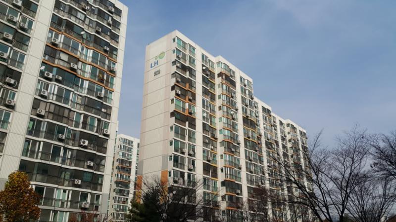 총 1,818세대, 15개 동으로 구성된 단지에요