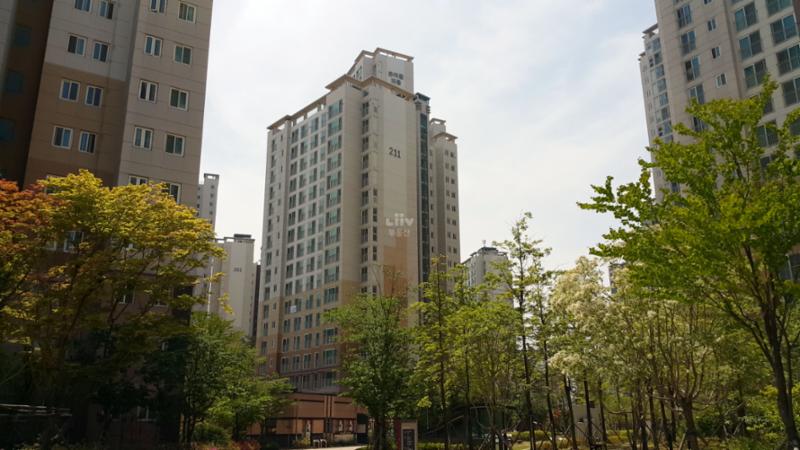 은여울마을경남아너스빌의 단지전경이에요