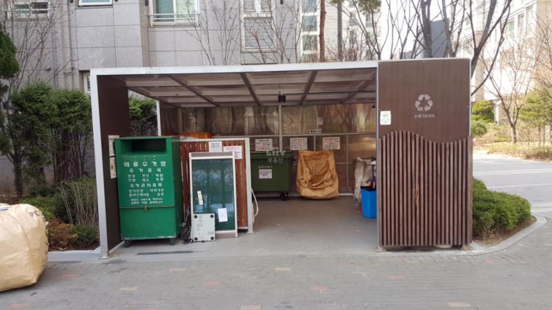 e편한세상마포리버파크의 분리수거장이에요