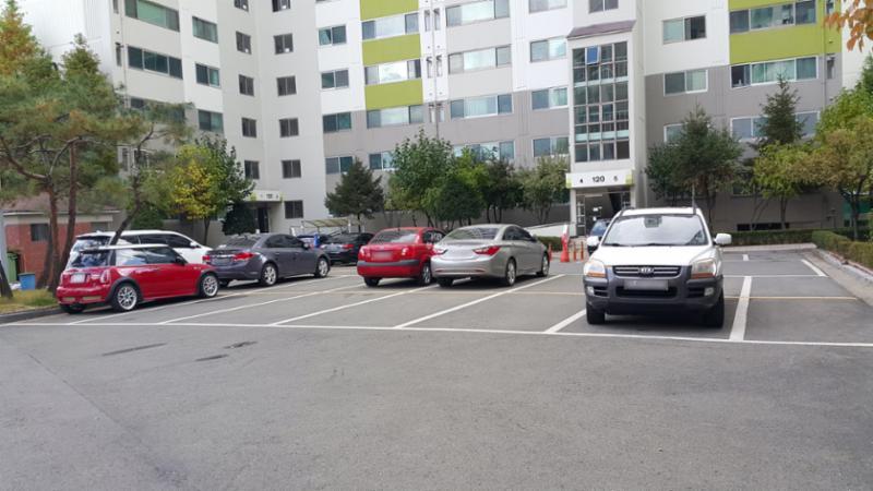 풍년1단지진흥흥화 단지 주차장이에요