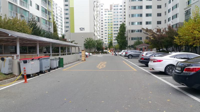 풍년1단지진흥흥화 단지 내 진출입도로 및 주변 간선도로가 연계성이 좋은 단지 내 도로입니다