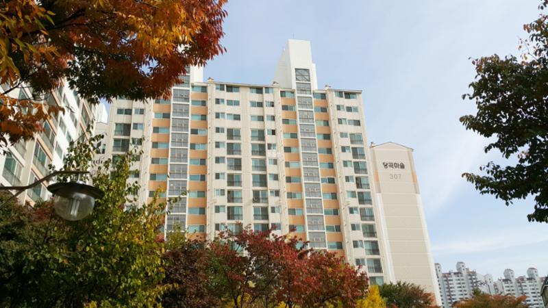 당곡3단지월드메르디앙아파트 단지전경이에요